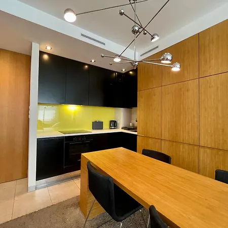 Z Ogrodem Na Osiedlu Aquarius * 소포트