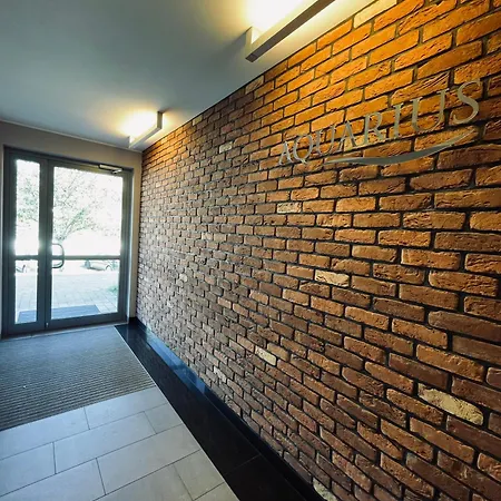 Z Ogrodem Na Osiedlu Aquarius 아파트 *